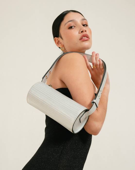 femmes argent scintillant plissé P64N1119 Alohas the i pleated shimmer - sac à main en cuir argenté