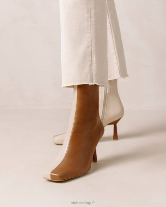 femmes crème de chameau P64N572 Alohas frappã© - bottes en cuir marron et blanc