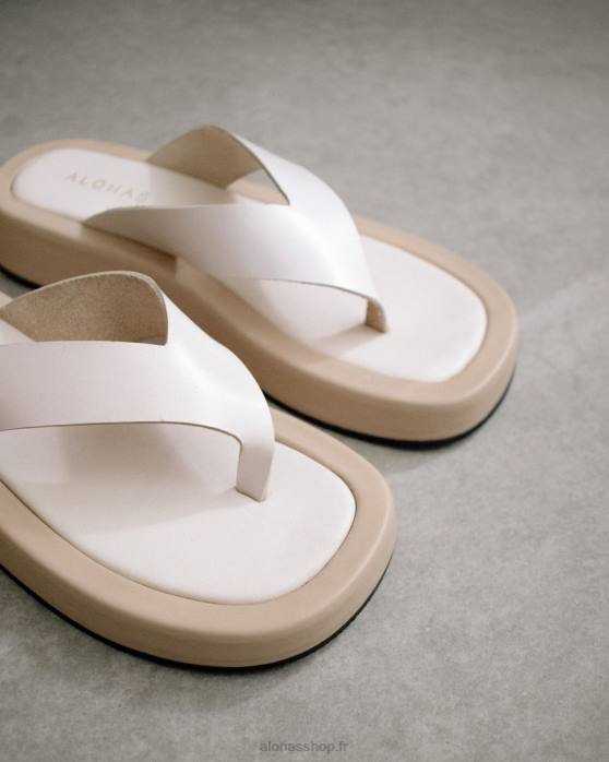 femmes beige pierre P64N451 Alohas overcast - sandales en cuir blanc et beige
