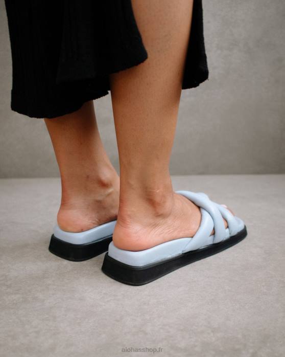femmes bleu bébé P64N218 Alohas slip on cross - sandales en cuir bleu