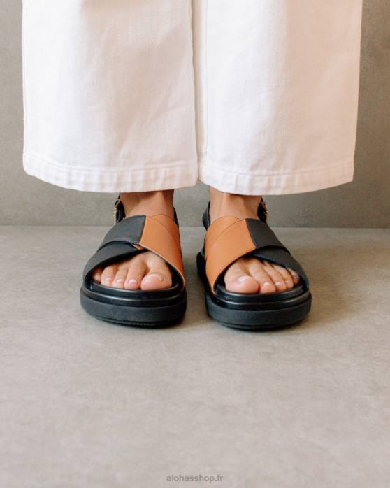 femmes bronzage noir bicolore P64N125 Alohas marshmallow - sandales à brides croisées noires et marron