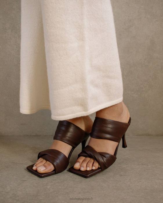 femmes brun café P64N428 Alohas bride torsadée - mules en cuir marron foncé