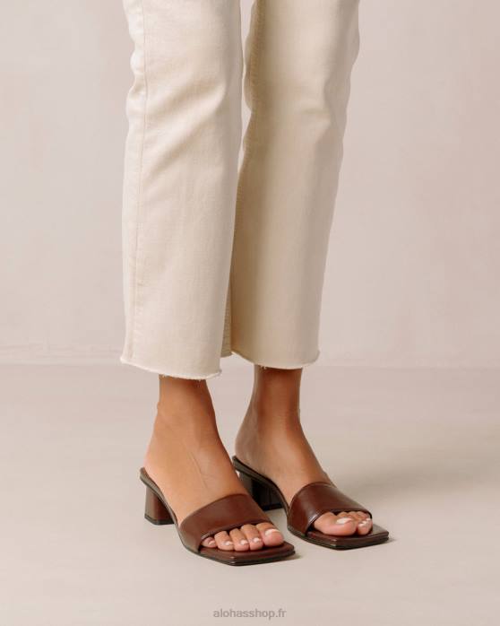 femmes brun terre d'ombre P64N364 Alohas squared - sandales en cuir vegan marron foncé