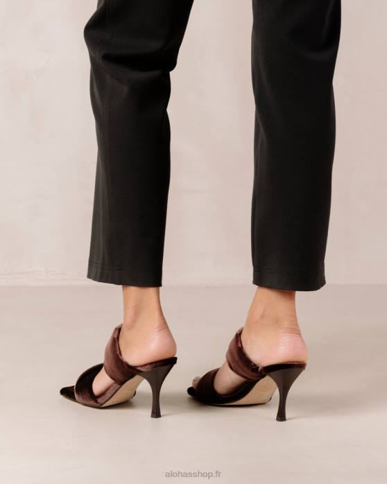 femmes marron café velours P64N590 Alohas bride torsadée - mules en velours marron