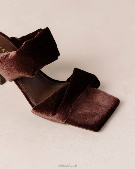 femmes marron café velours P64N590 Alohas bride torsadée - mules en velours marron