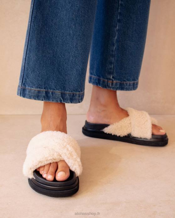 femmes noir P64N504 Alohas nuage - pantoufles en peau lainée blanche