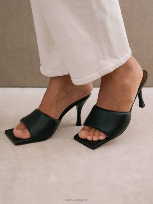 femmes noir P64N558 Alohas bouffi - mules en cuir noir