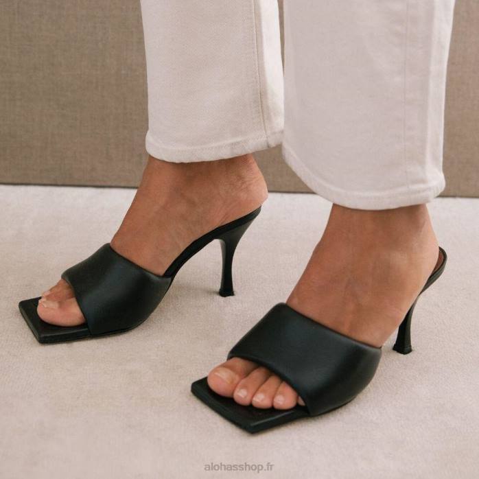 femmes noir P64N558 Alohas bouffi - mules en cuir noir