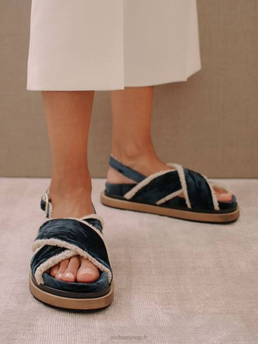 femmes velours bleu P64N113 Alohas marshmallow - sandales en velours bleu et shearling
